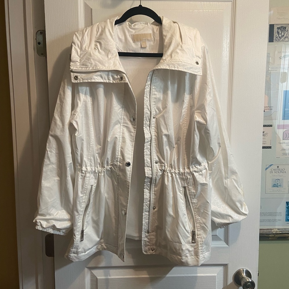 Beautiful Michael Kors White Utility Jacket